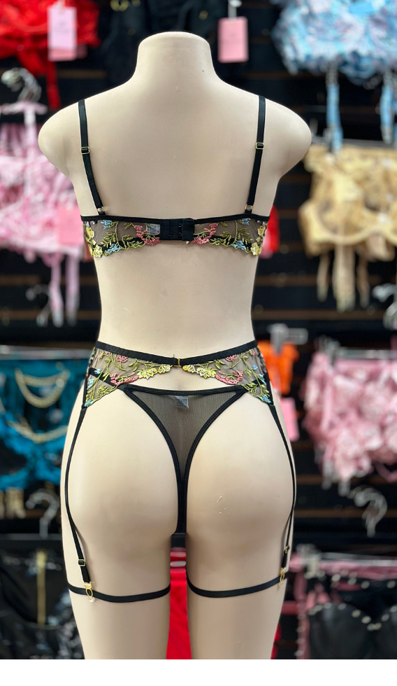 Black Floral Set